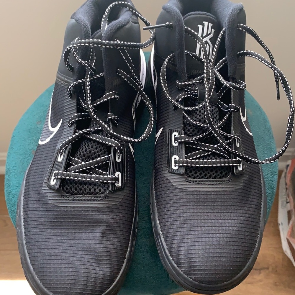 Kyrie Irving basketball sneakers